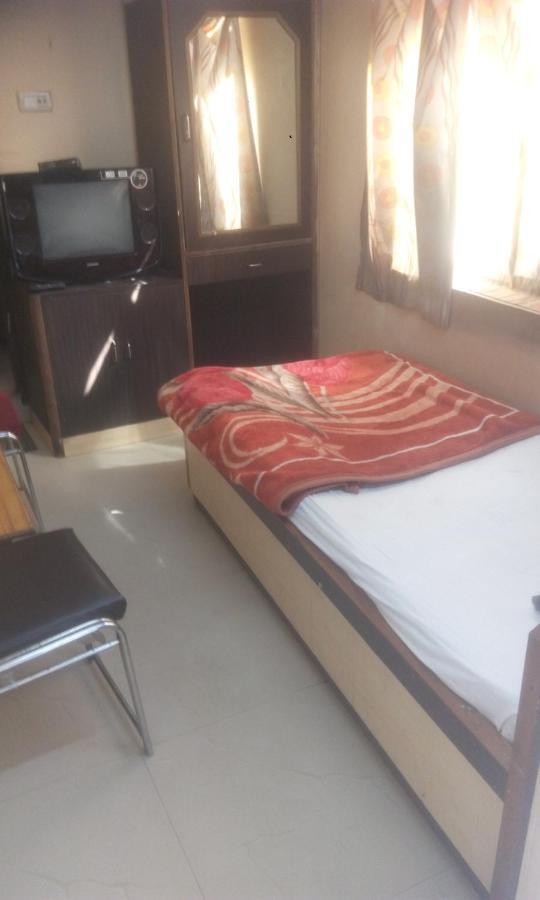 ראנצ'י Hotel Priya Palace מראה חיצוני תמונה