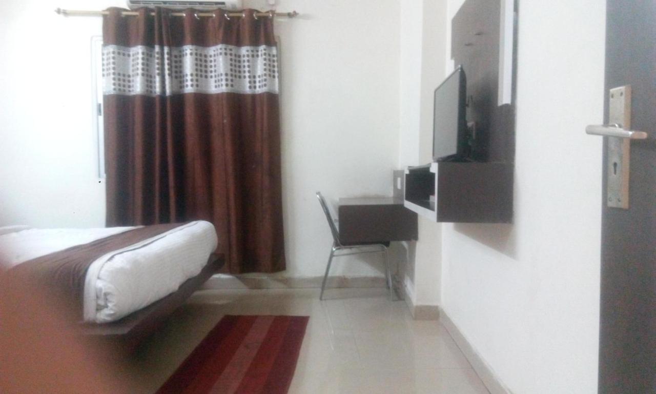 ראנצ'י Hotel Priya Palace מראה חיצוני תמונה